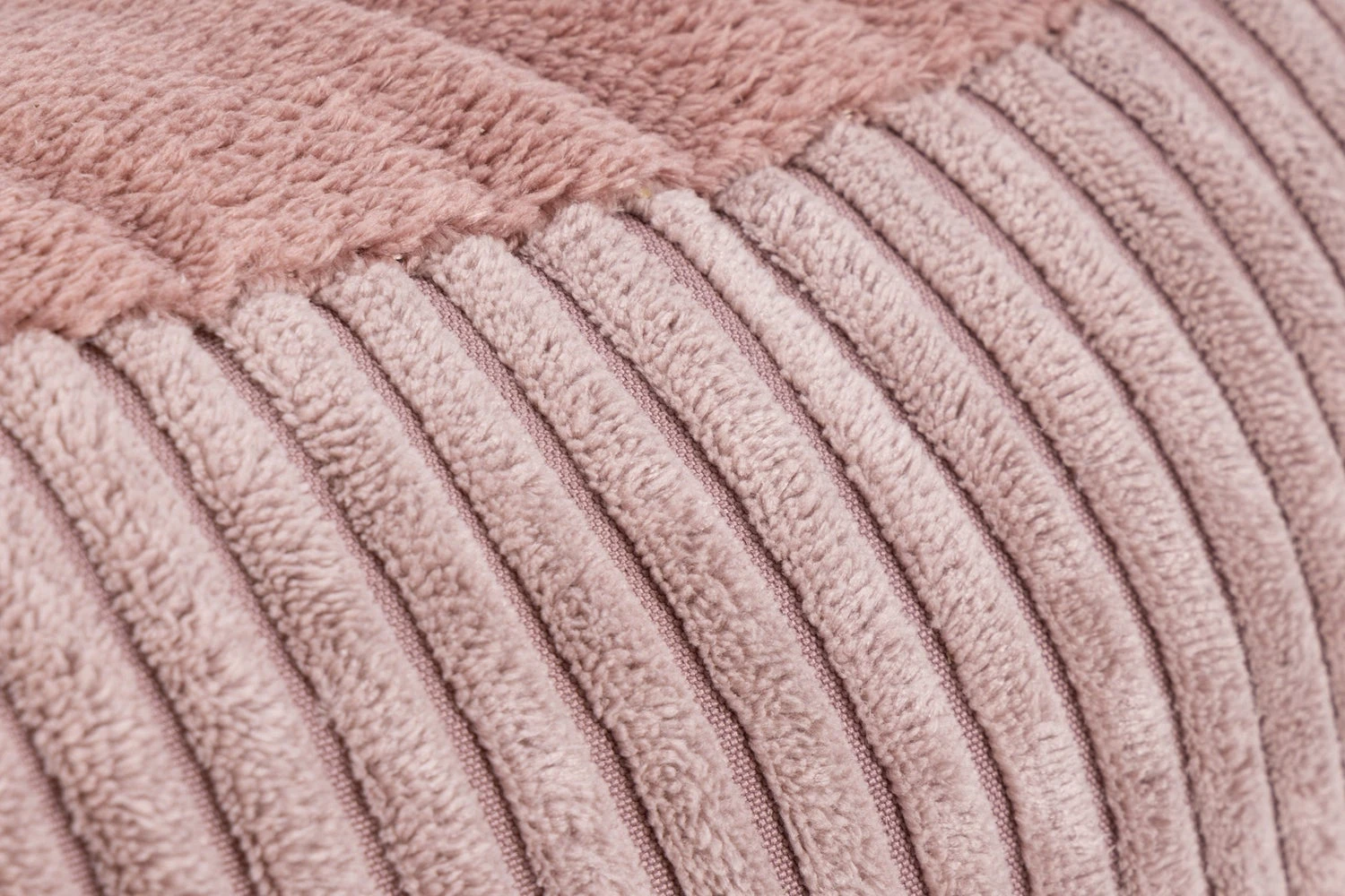 Designed By Lotte Kattenmand Roze D 50 H 17 Cm 3 Designed By Lotte Kattenmand Roze D 50 H 17 Cm - Afbeelding 3